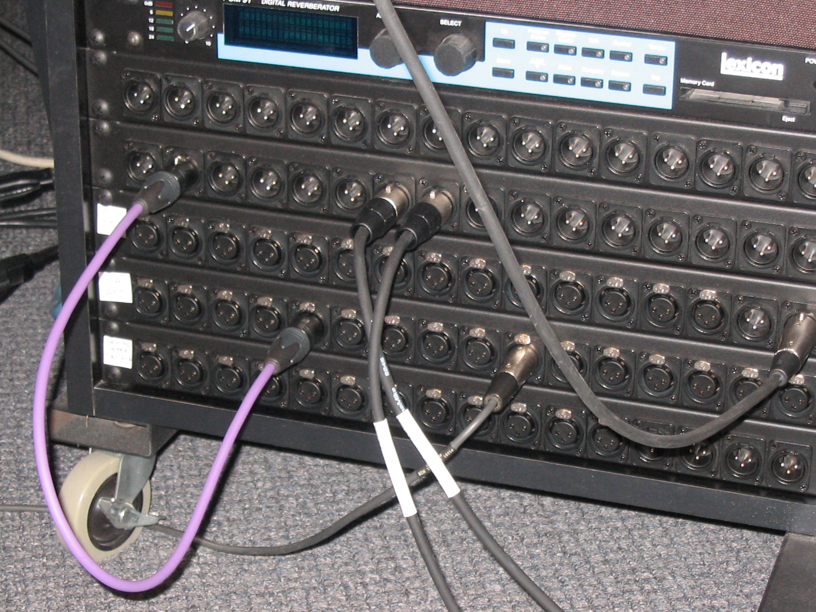 Your experience with XLR mic patch bays Gearslutz